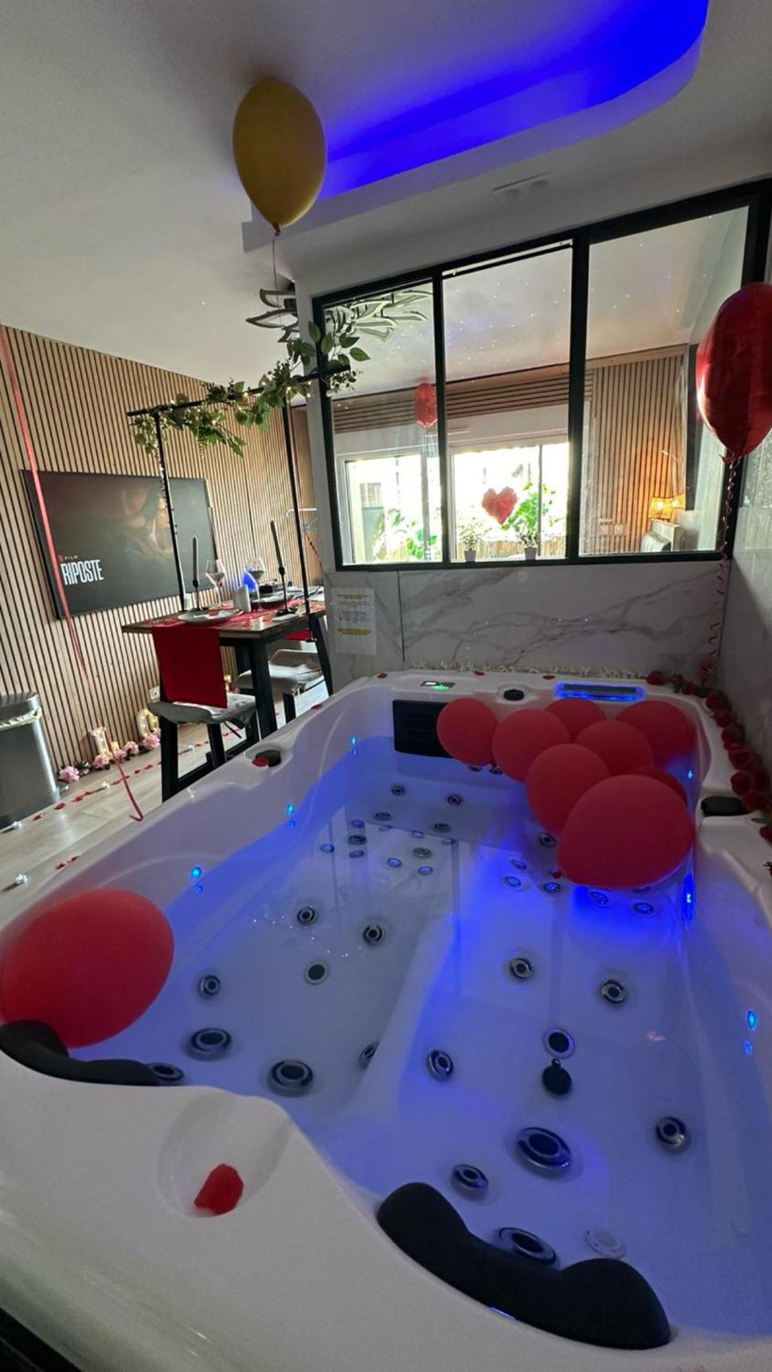 Love Room Nantais Nantes Zewnętrze zdjęcie