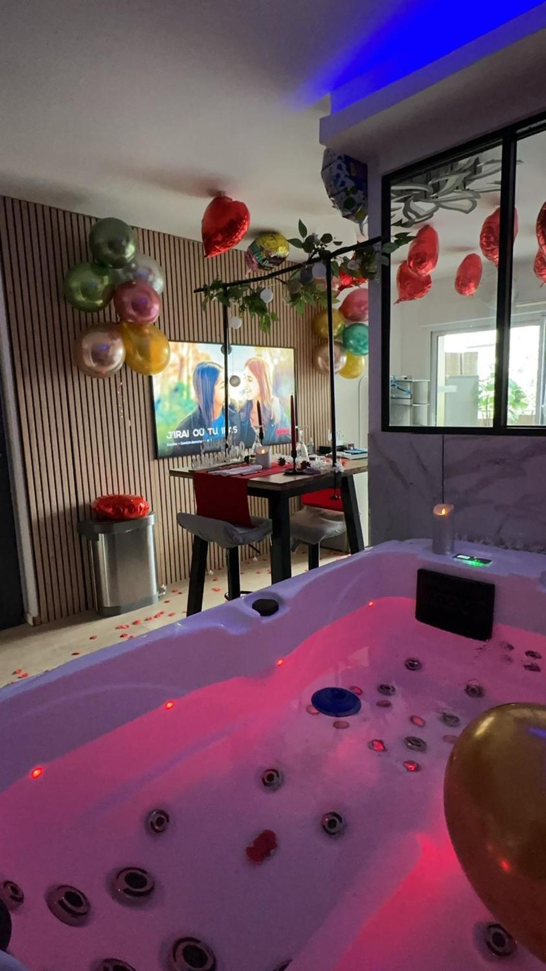 Love Room Nantais Nantes Zewnętrze zdjęcie