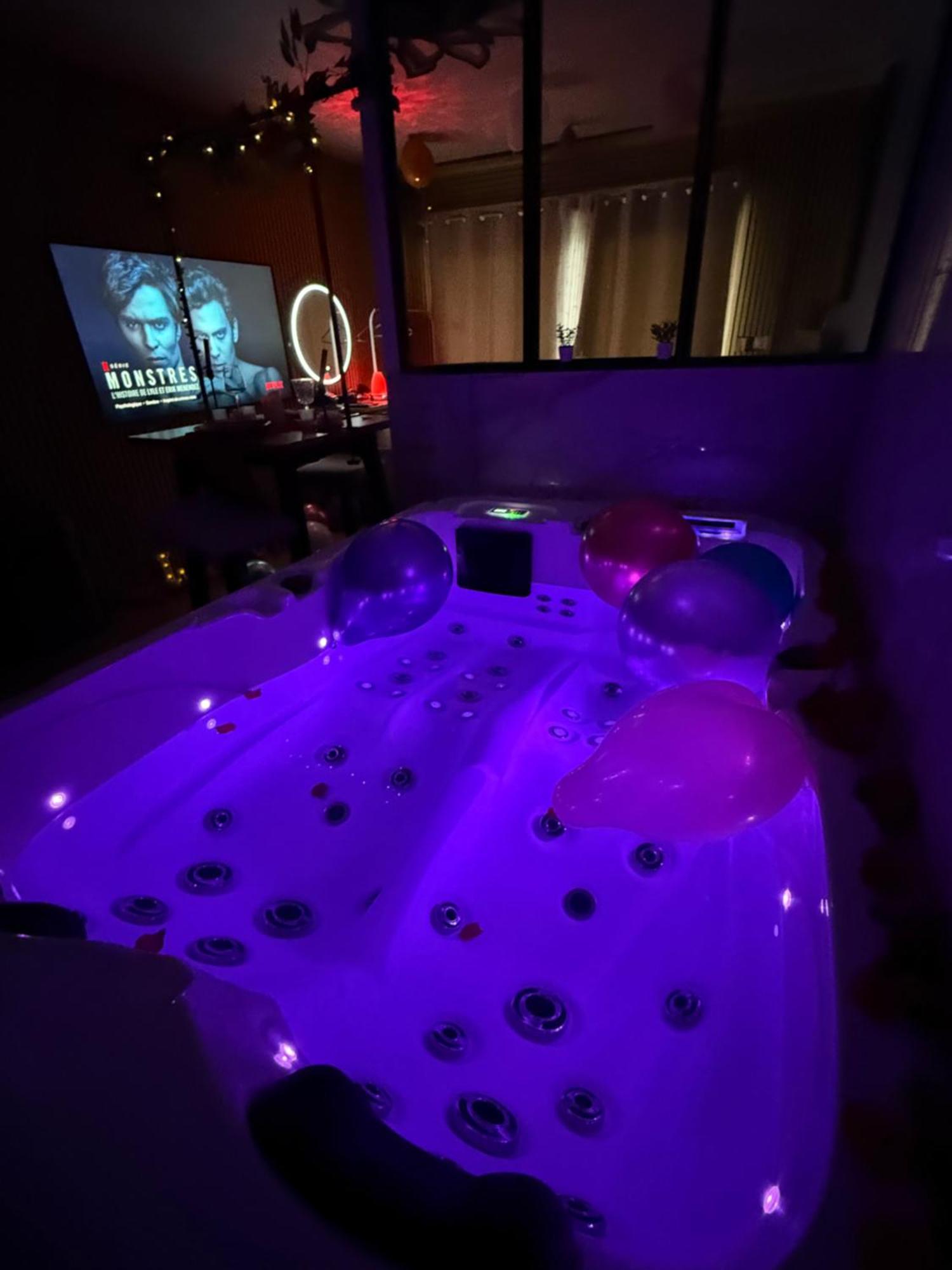 Love Room Nantais Nantes Zewnętrze zdjęcie
