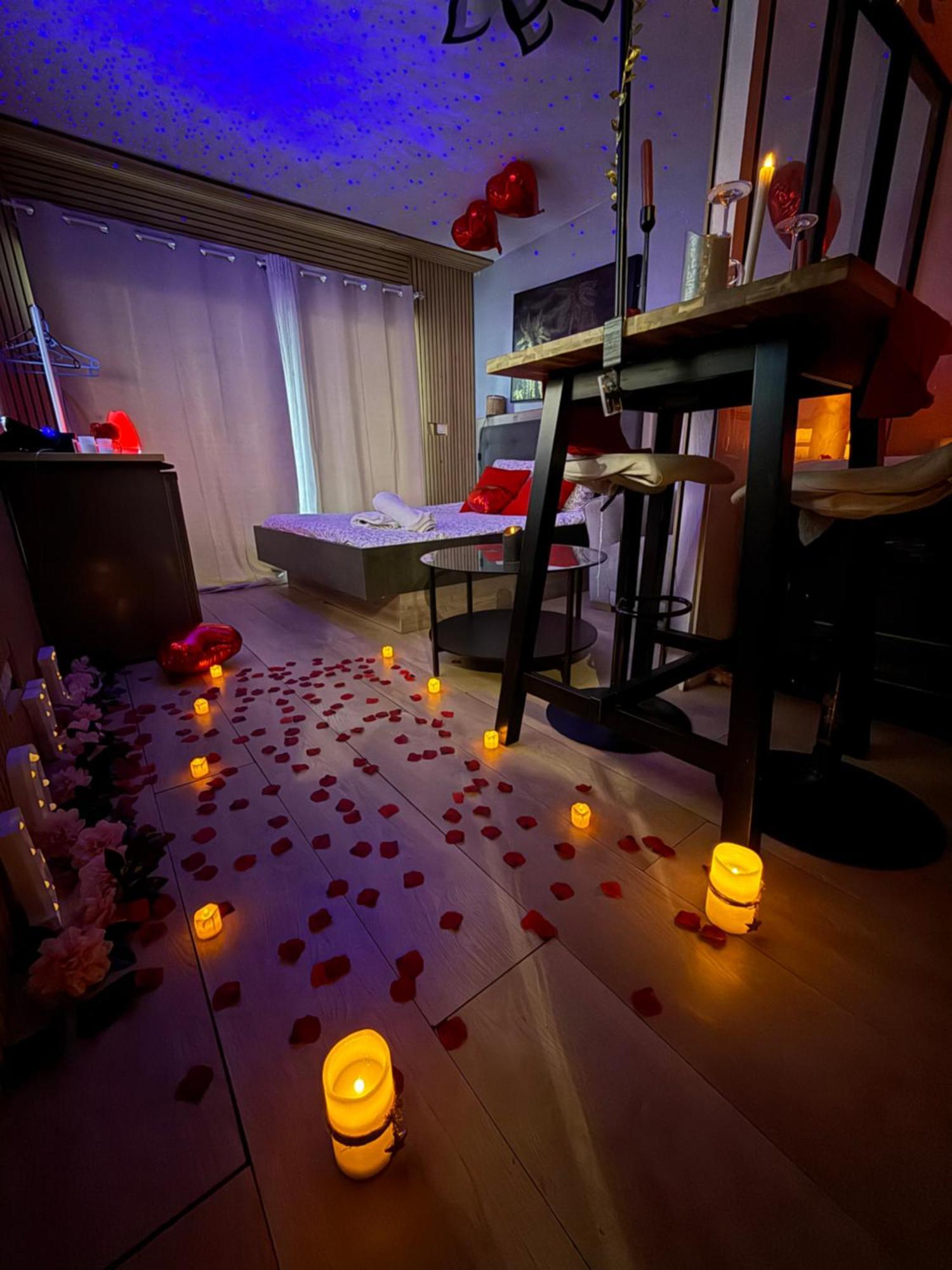 Love Room Nantais Nantes Zewnętrze zdjęcie